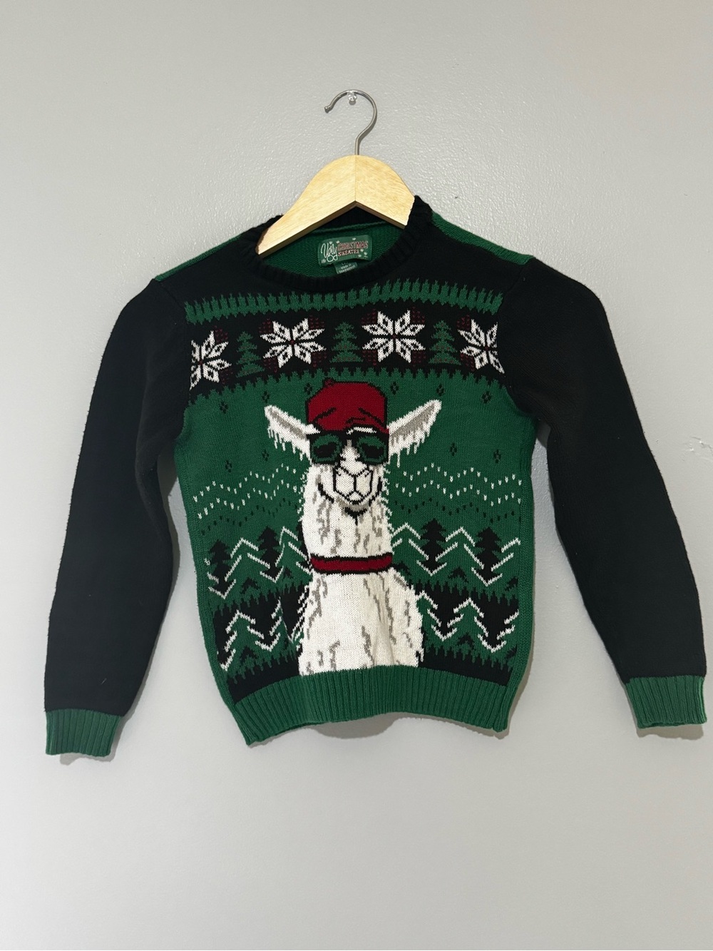 Men's Green & Black Llama Snowflake Ugly Christmas Holiday Sweater
